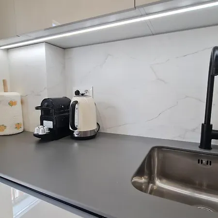 Navas Penthouse 301 By Florentia Homes *