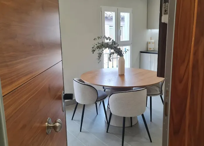 Navas Penthouse 301 By Florentia Homes * גרנדה