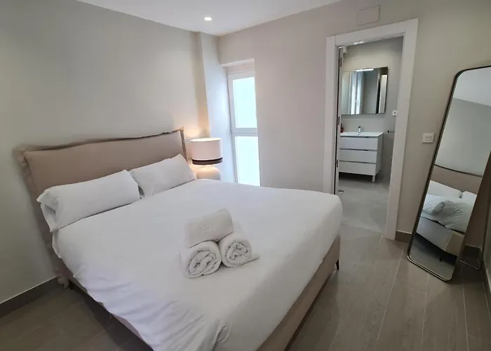 Navas Penthouse 301 By Florentia Homes